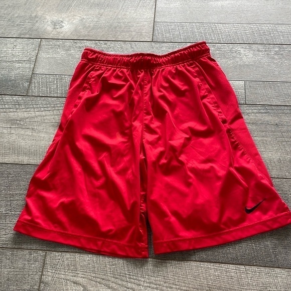 Nike Dri-Fit Size Medium Red Athletic Shorts - Picture 6 of 6